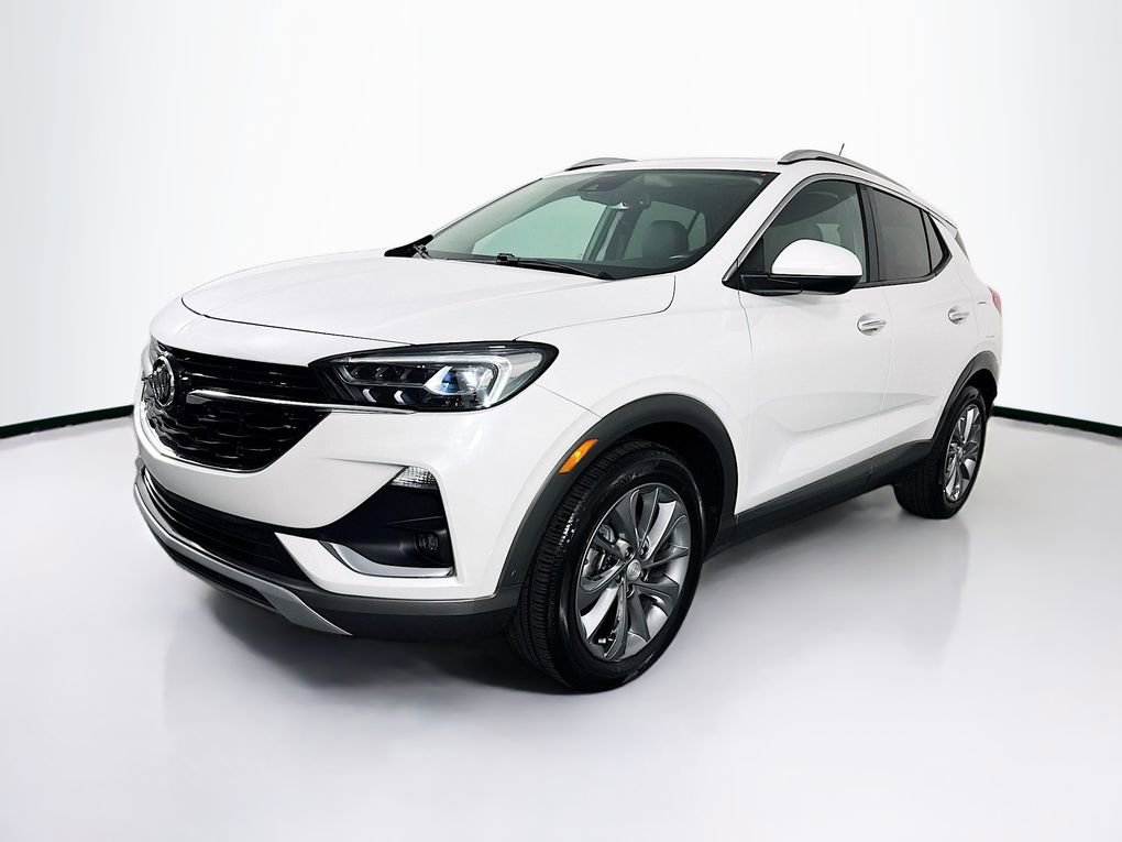 Used 2023 Buick Encore GX Essence w/ Experience Buick Package FWD image 3