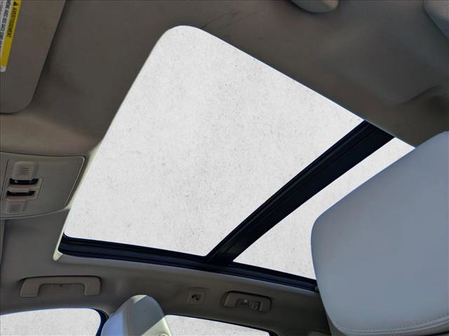 Used 2014 Cadillac SRX Premium image 17