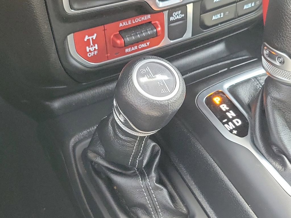 Used 2024 Jeep Gladiator Sport AWD/4WD image 12