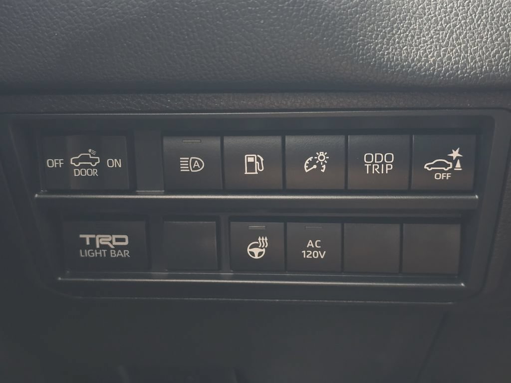 Used 2025 Toyota Tundra TRD Pro AWD/4WD image 23