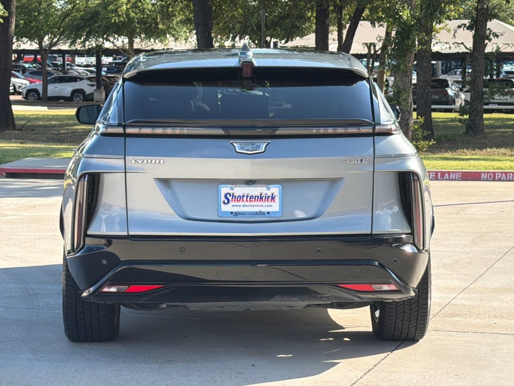 Used 2024 Cadillac Lyriq Sport RWD image 6