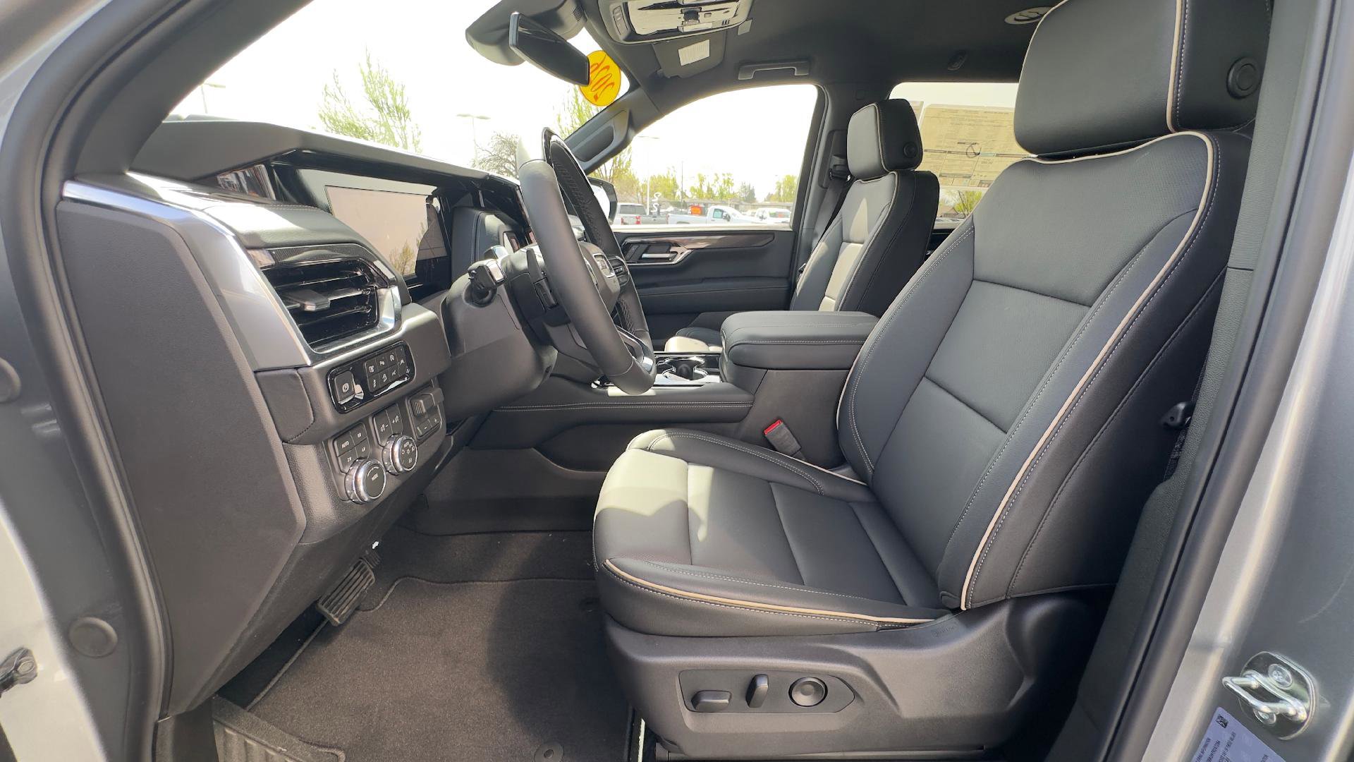 New 2026 GMC Yukon Elevation image 15