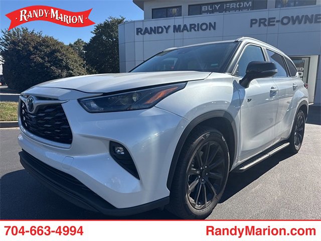Used 2023 Toyota Highlander XLE