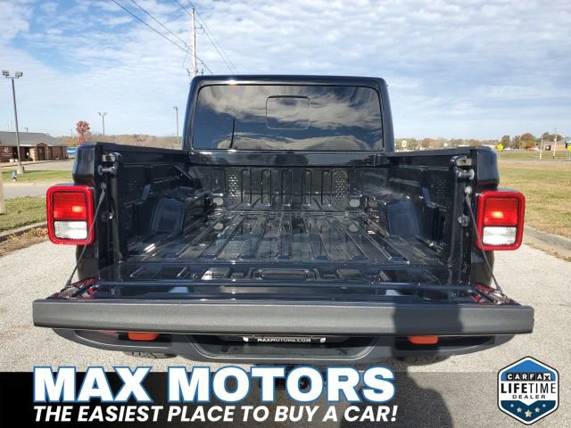 Used 2023 Jeep Gladiator Mojave w/ Trailer Tow Package image 7