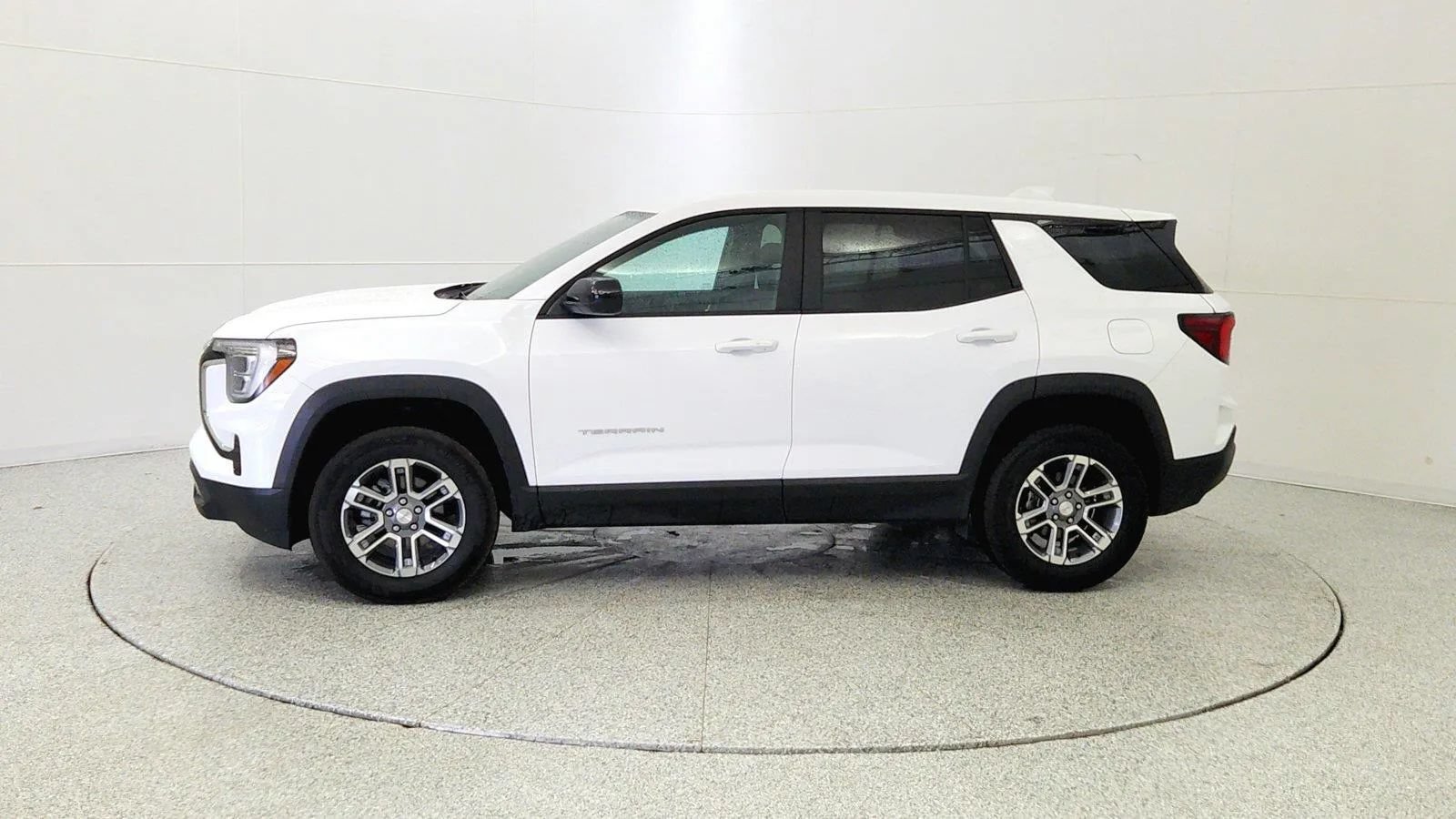 Used 2026 GMC Terrain Elevation FWD image 4