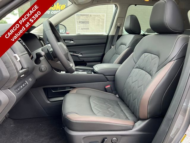 New 2026 Nissan Pathfinder Platinum w/ Accent Package AWD/4WD video 4