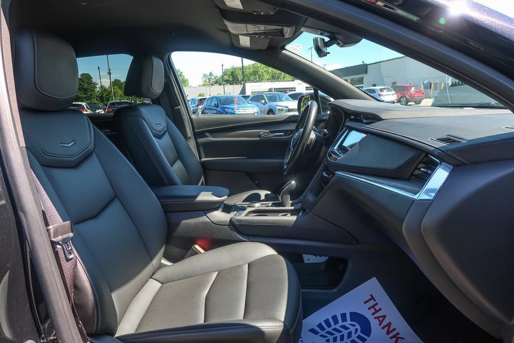 Used 2023 Cadillac XT5 Luxury AWD/4WD image 18