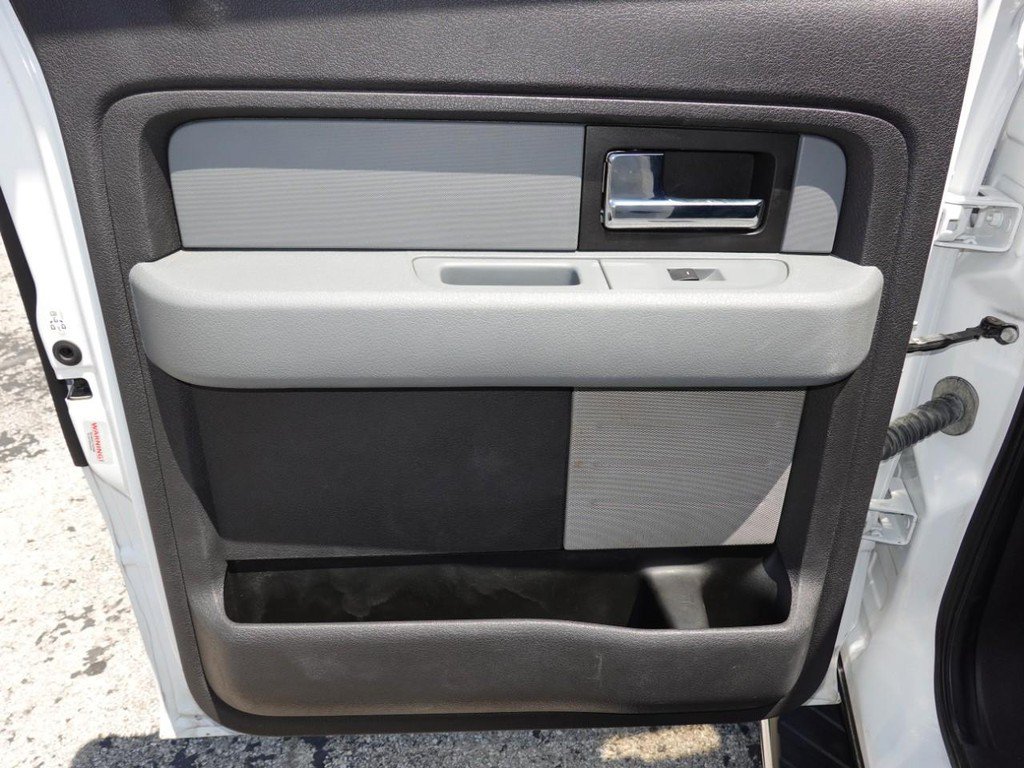 Used 2013 Ford F150 XLT w/ Luxury Equipment Group RWD image 21