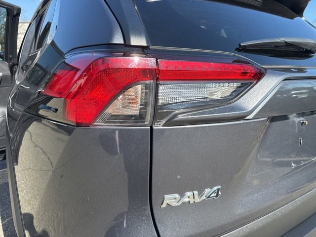 Used 2020 Toyota RAV4 LE w/ All Weather Liner Package image 30
