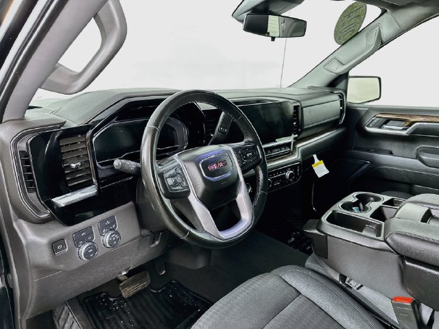 Used 2024 GMC Sierra 1500 Elevation AWD/4WD image 10
