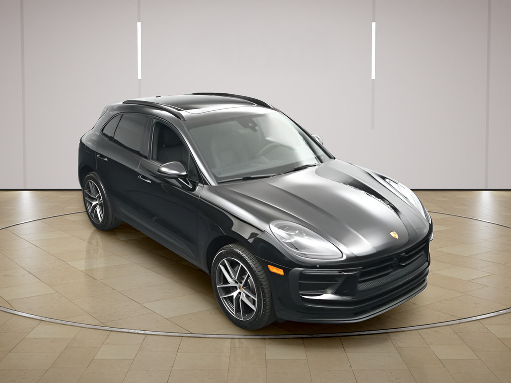 Certified 2026 Porsche Macan AWD/4WD image 38