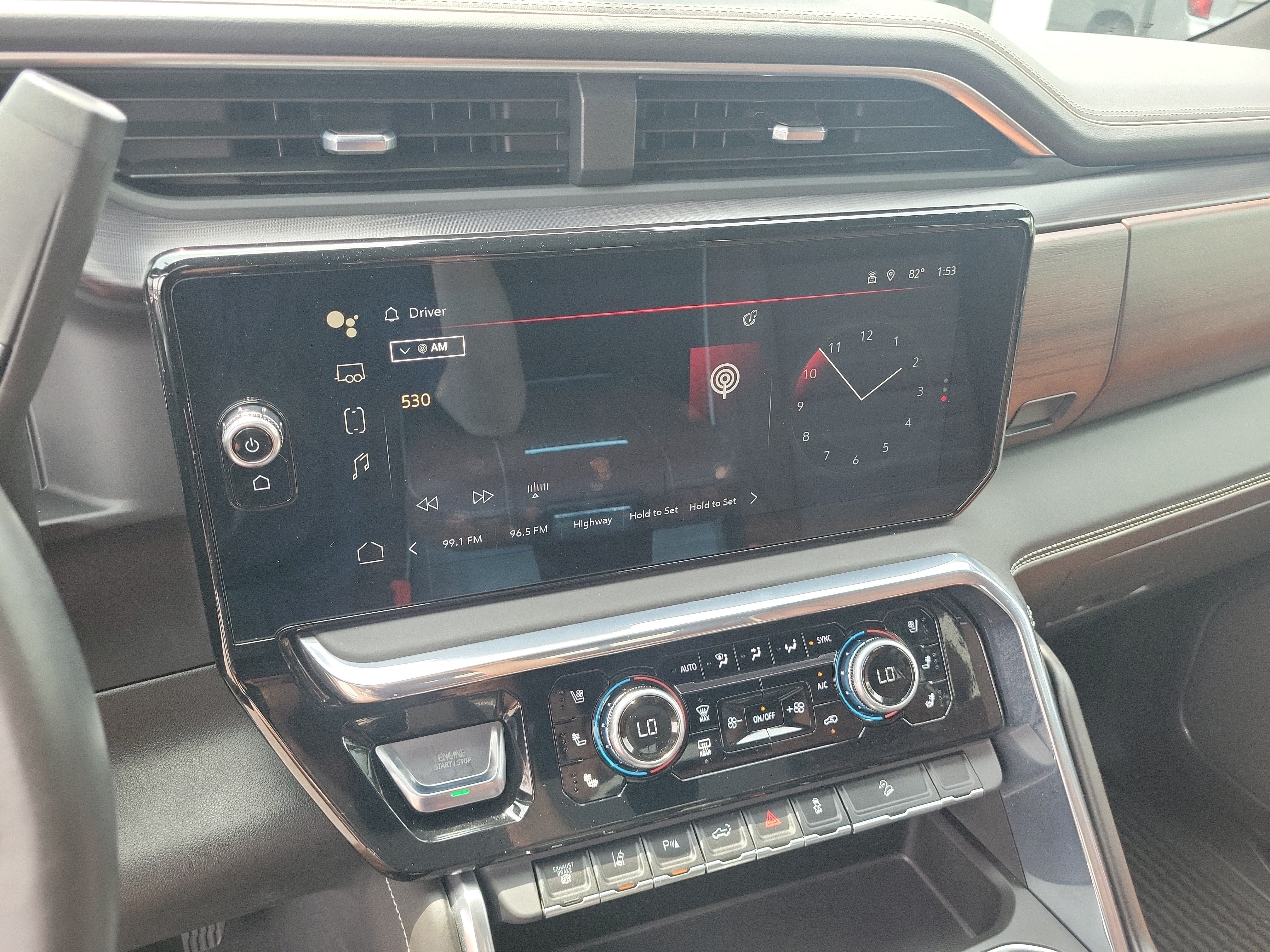 Used 2024 GMC Sierra 2500 Denali Ultimate AWD/4WD image 27