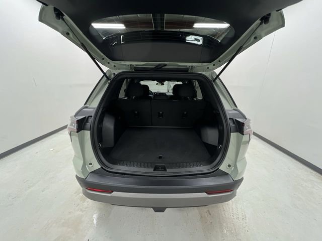 Used 2026 Chevrolet Equinox LT image 25