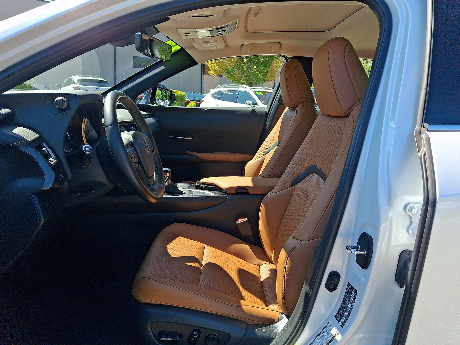 Certified 2022 Lexus UX 250h w/ Premium Package AWD/4WD image 14