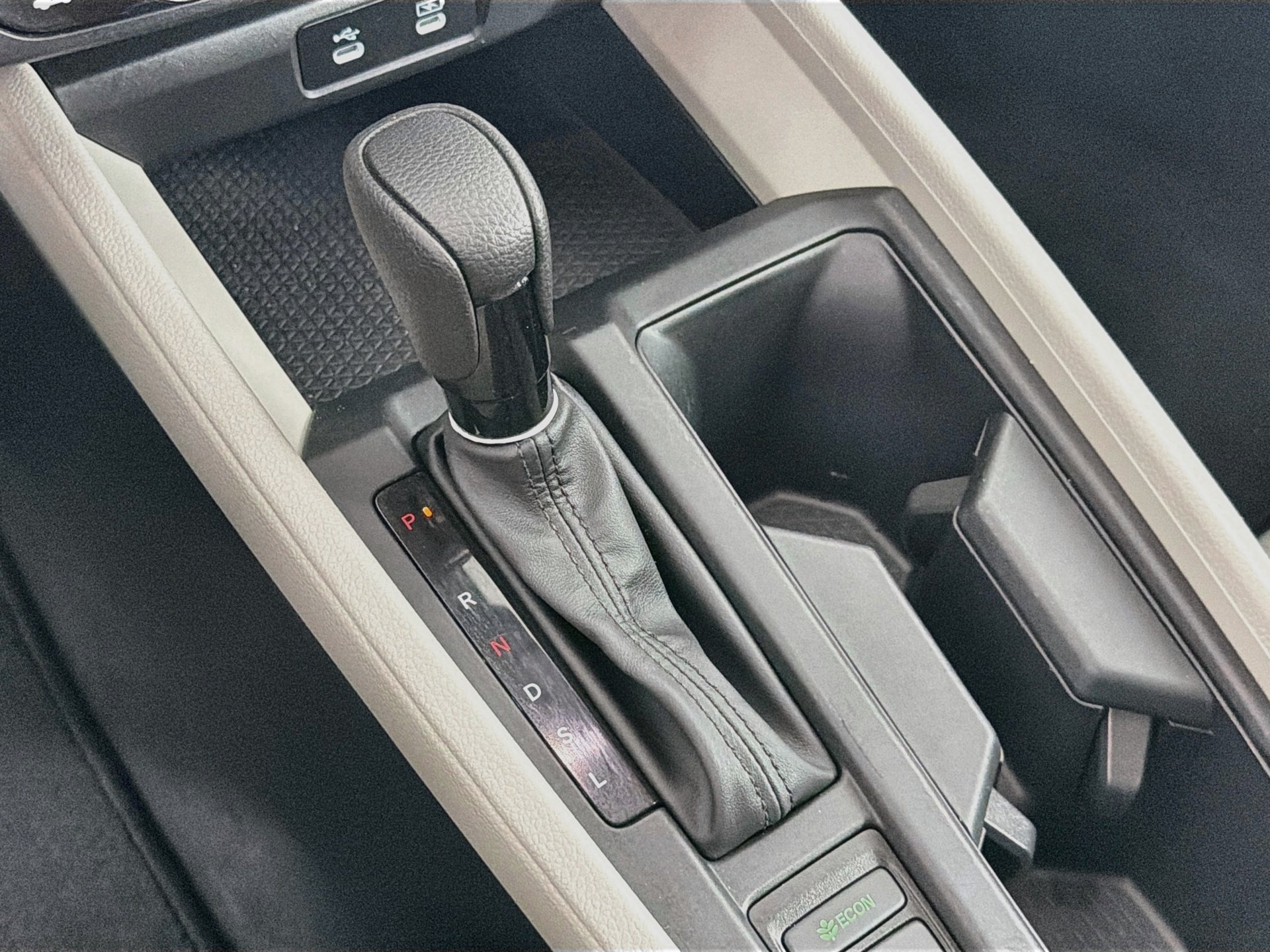 Used 2025 Honda Accord SE image 29
