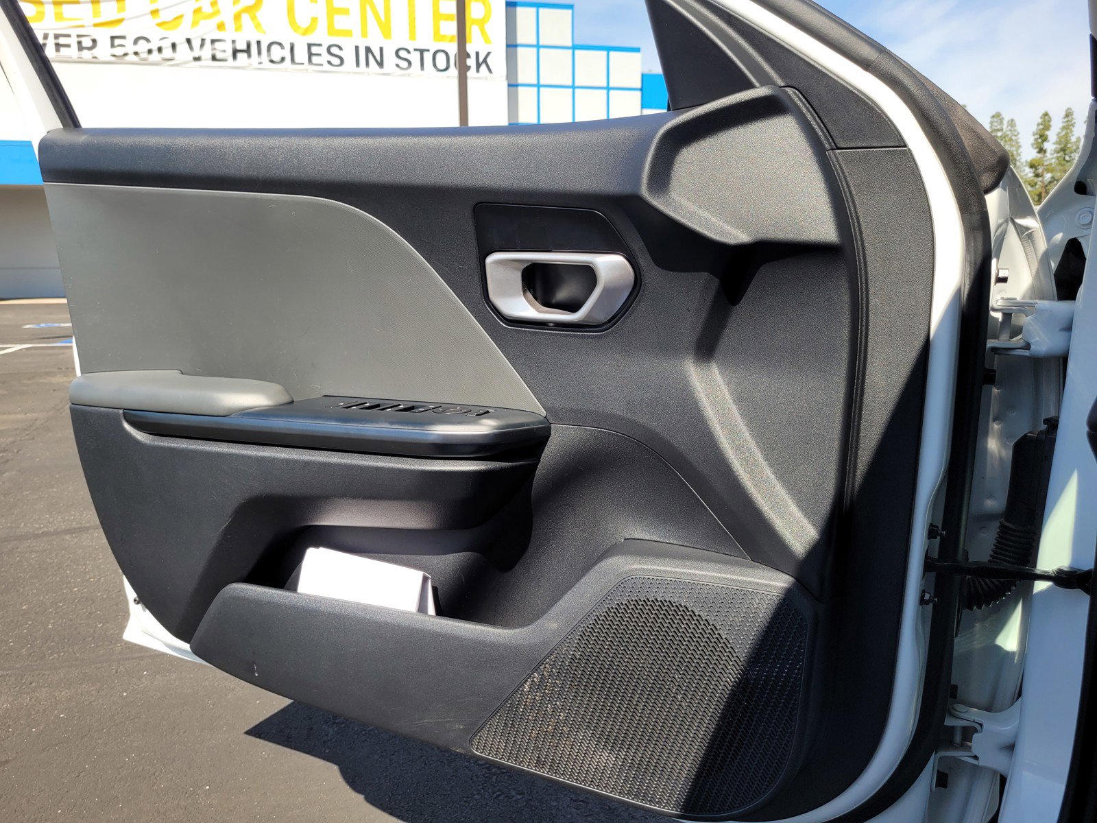 Used 2025 Kia K4 LXS image 25