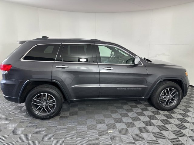 Used 2018 Jeep Grand Cherokee Limited image 25