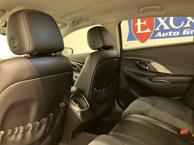 Used 2016 Buick LaCrosse FWD image 37