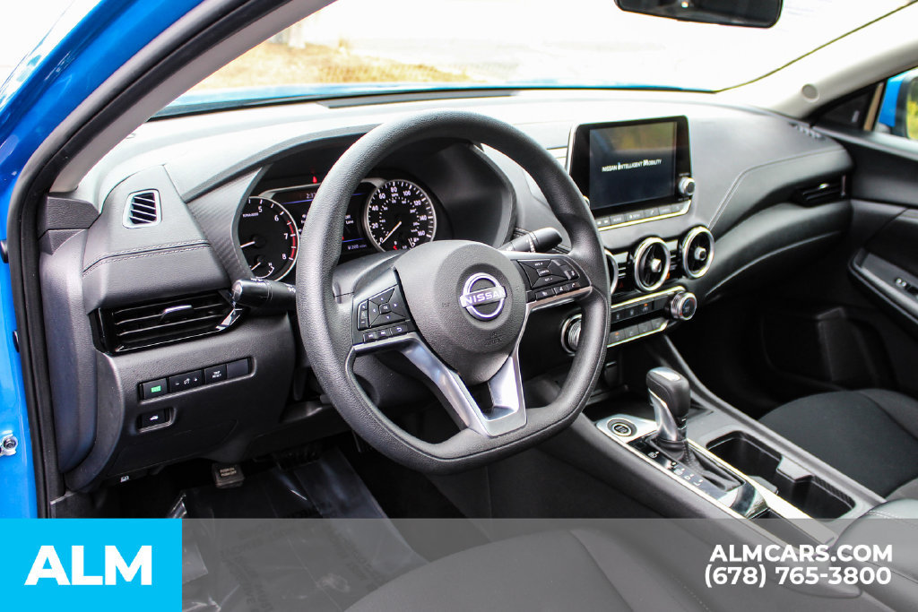 Used 2024 Nissan Sentra SV FWD image 21
