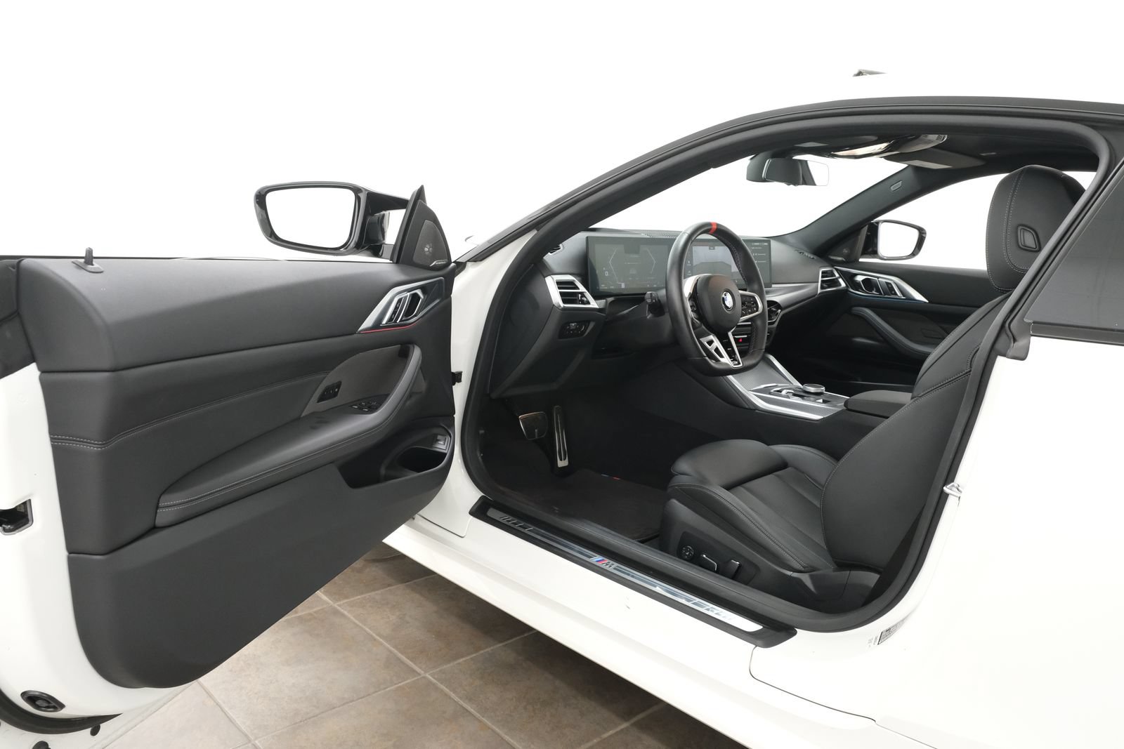 Used 2025 BMW 440i xDrive Coupe w/ Premium Package AWD/4WD image 24