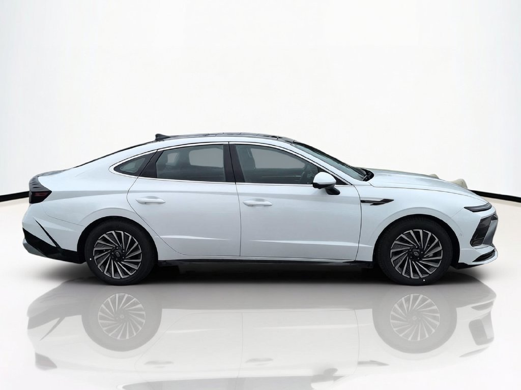 New 2027 Hyundai Sonata Limited FWD image 5