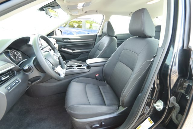 Used 2023 Nissan Altima 2.5 SV FWD image 23