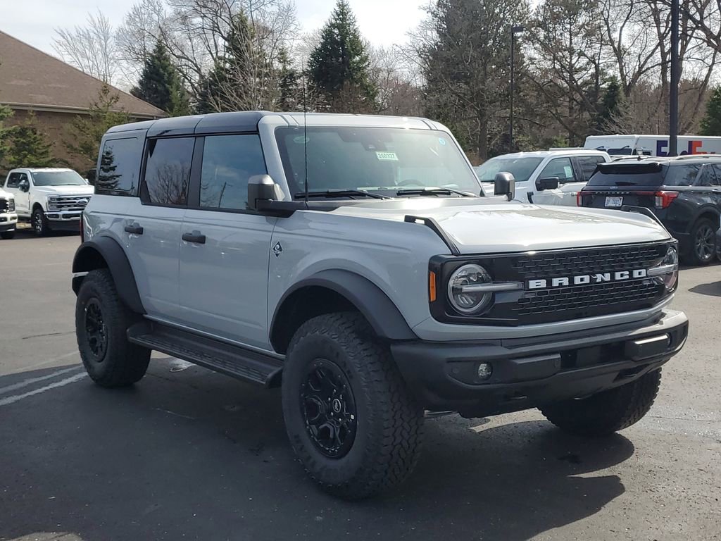 New 2026 Ford Bronco Outer Banks image 3