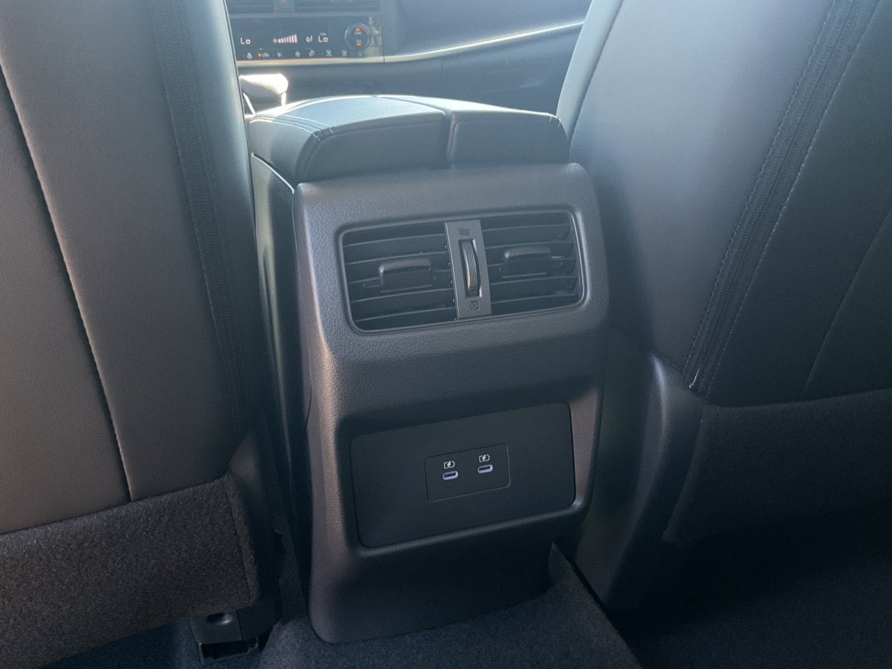 New 2027 Nissan Rogue Dark Armor AWD/4WD image 9