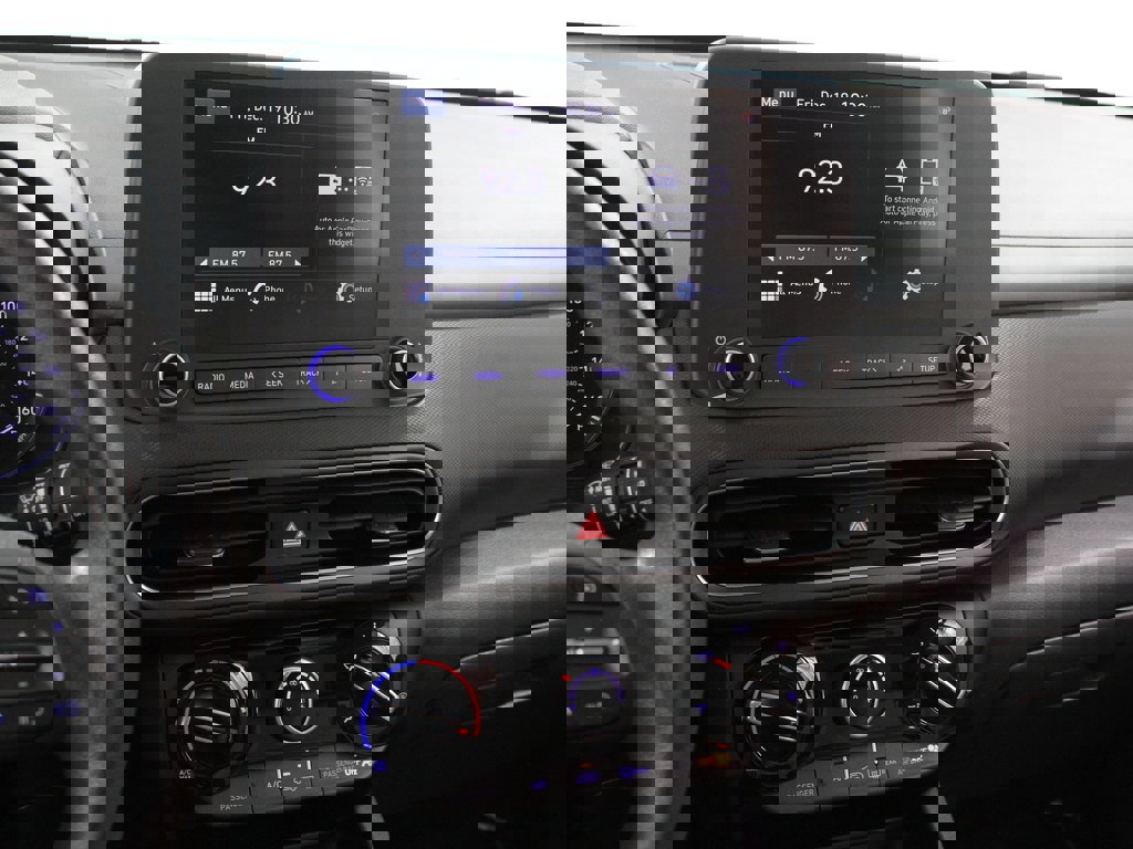 Certified 2023 Hyundai Kona SEL image 9