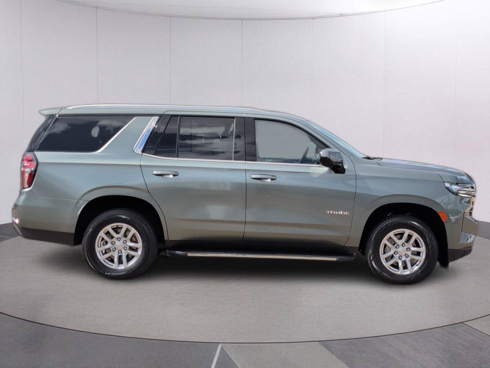Used 2024 Chevrolet Tahoe LT RWD image 7
