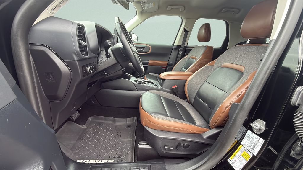 Used 2023 Ford Bronco Sport Outer Banks AWD/4WD image 4
