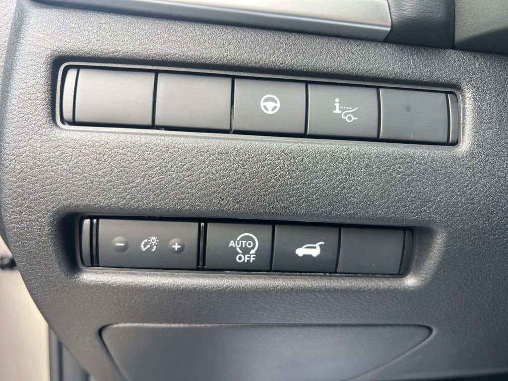 New 2026 Nissan Rogue Platinum image 41