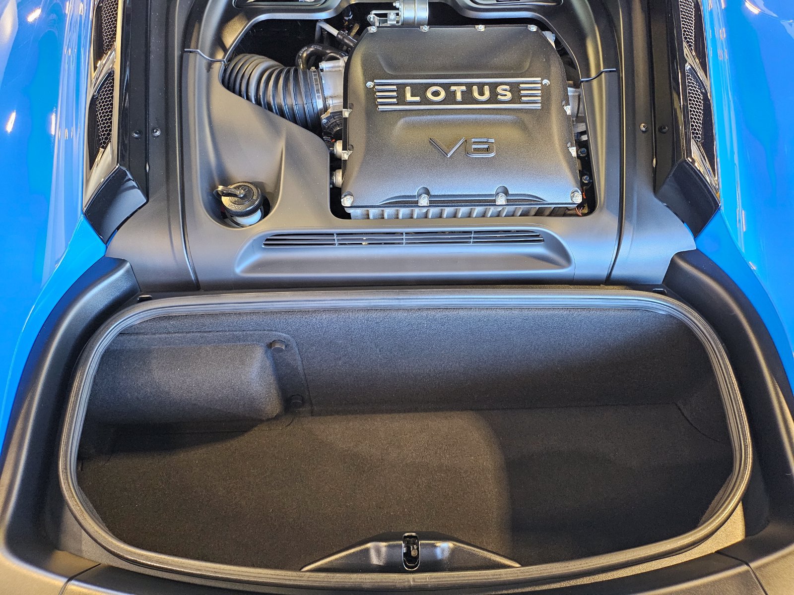 Used 2024 Lotus Emira First Edition RWD image 29