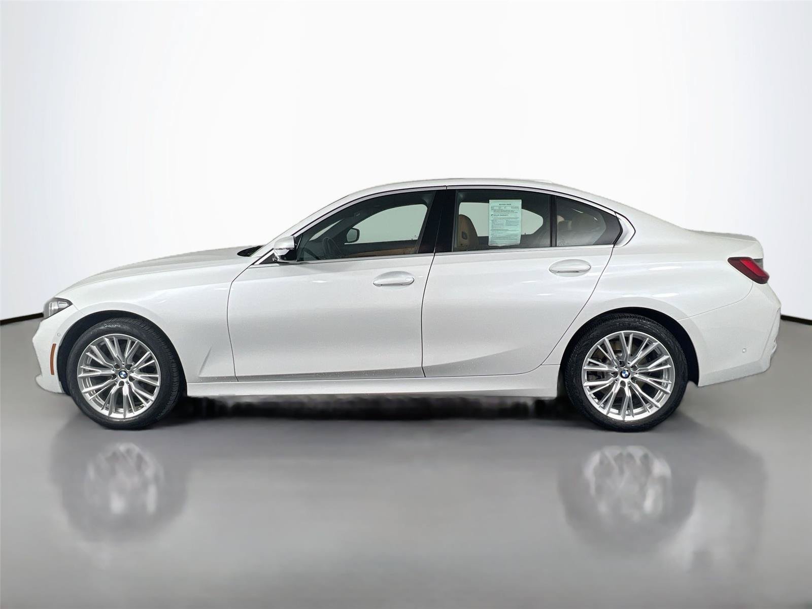 Certified 2023 BMW 330i xDrive Sedan w/ Parking Assistance Package AWD/4WD image 3