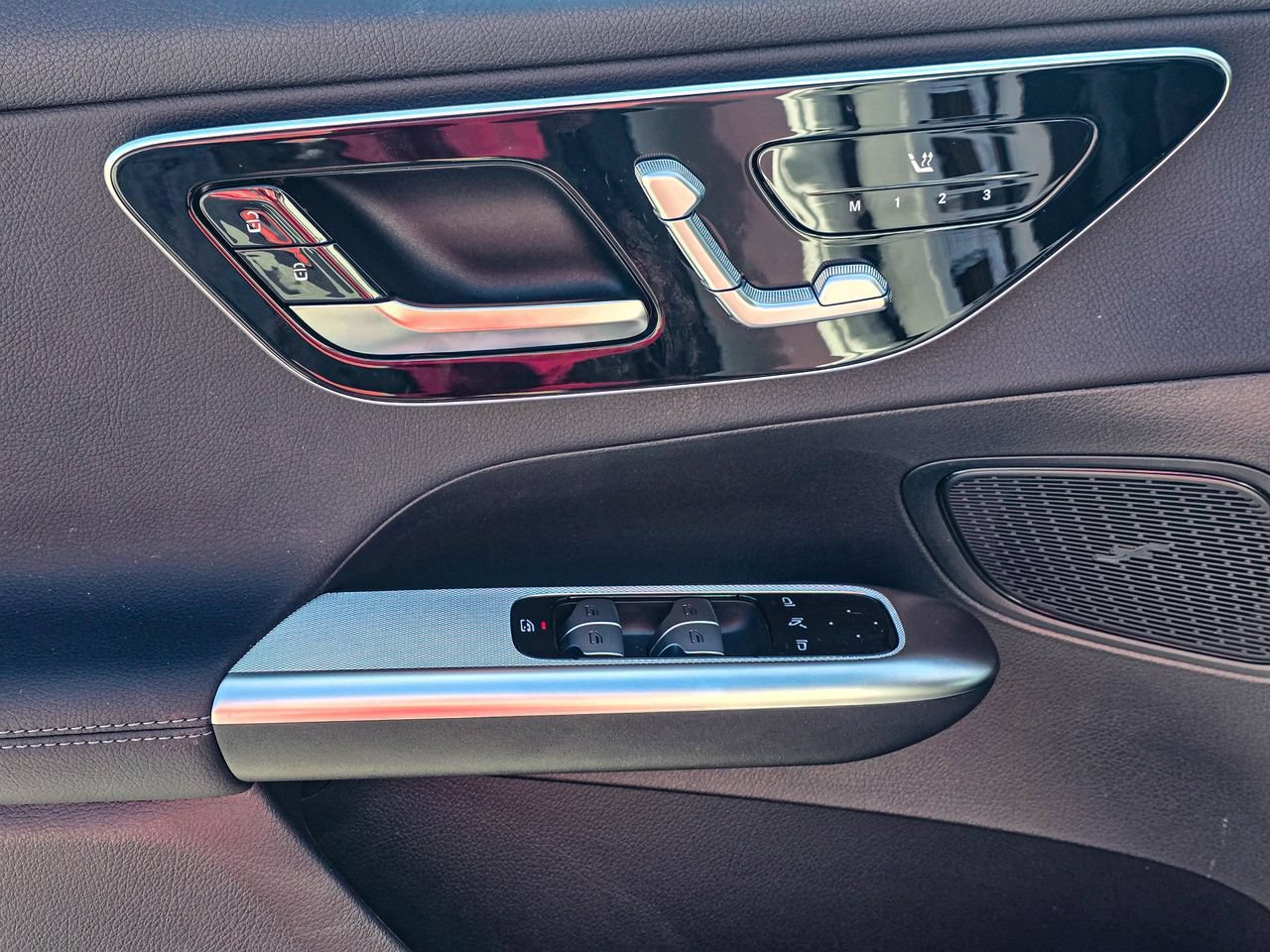 New 2026 Mercedes-Benz GLC 300 4MATIC image 12