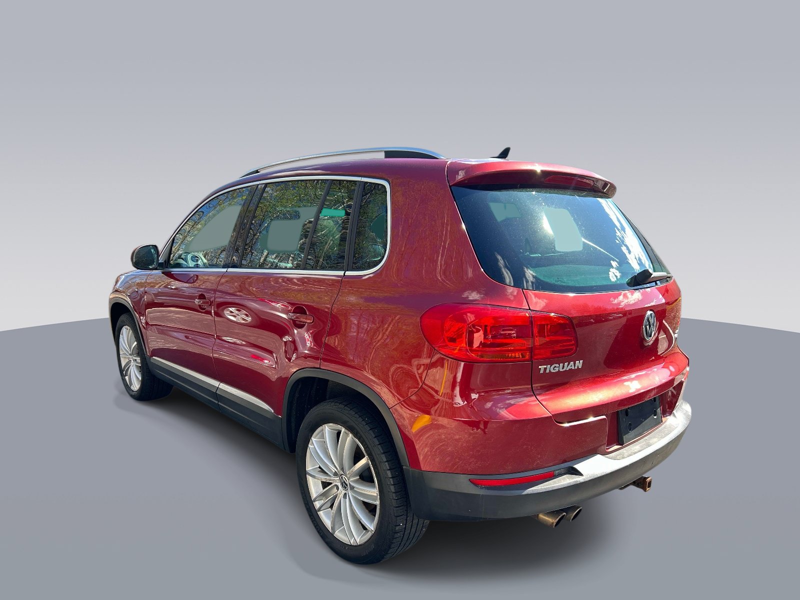 Used 2012 Volkswagen Tiguan S AWD/4WD image 5