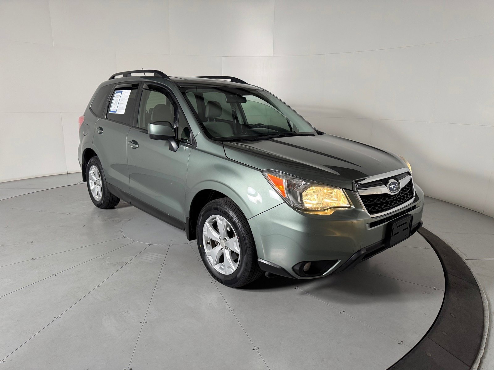 Used 2014 Subaru Forester 2.5i Premium w/ All-Weather Package AWD/4WD image 7