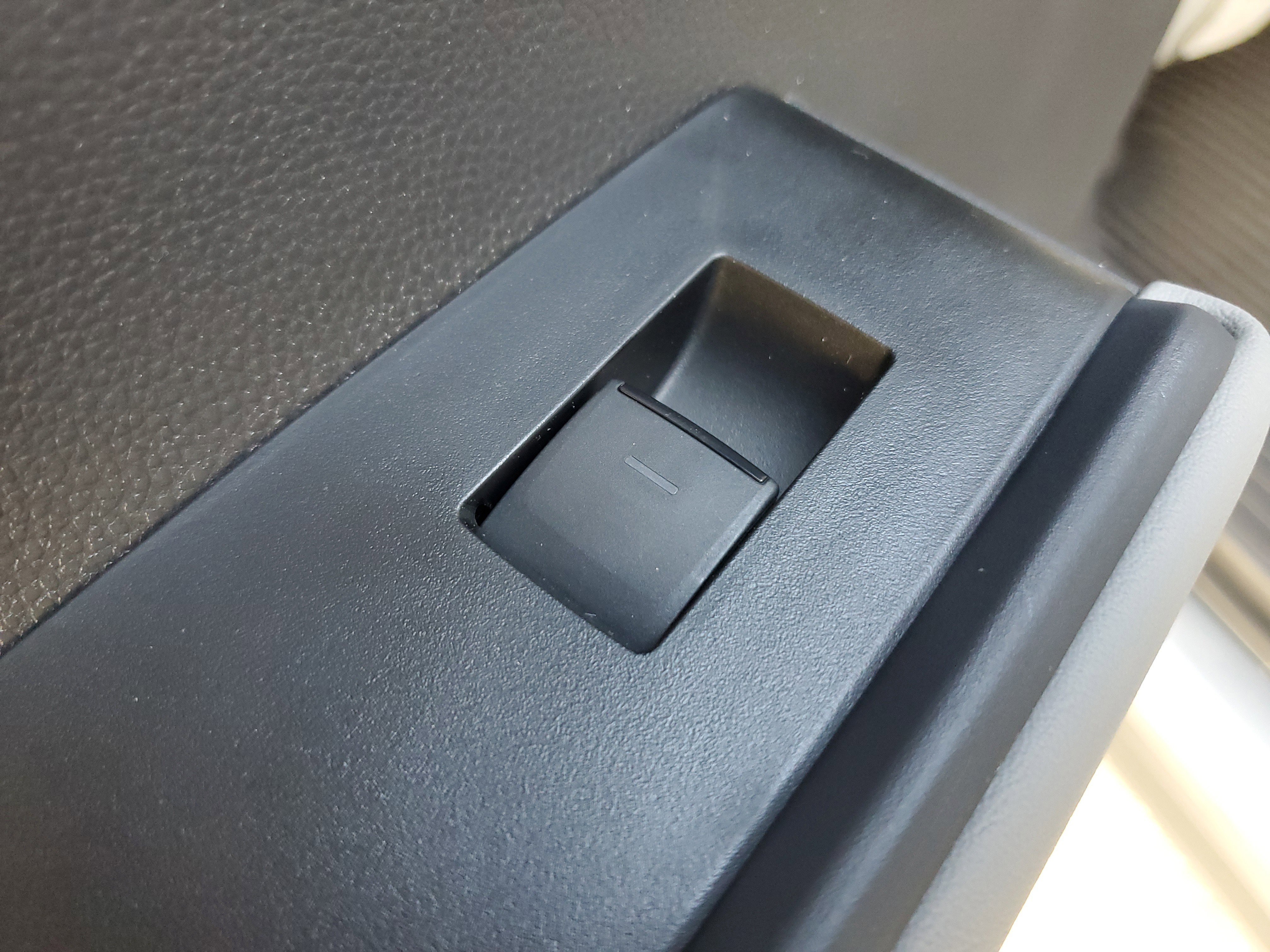 New 2026 Toyota Highlander XLE image 16