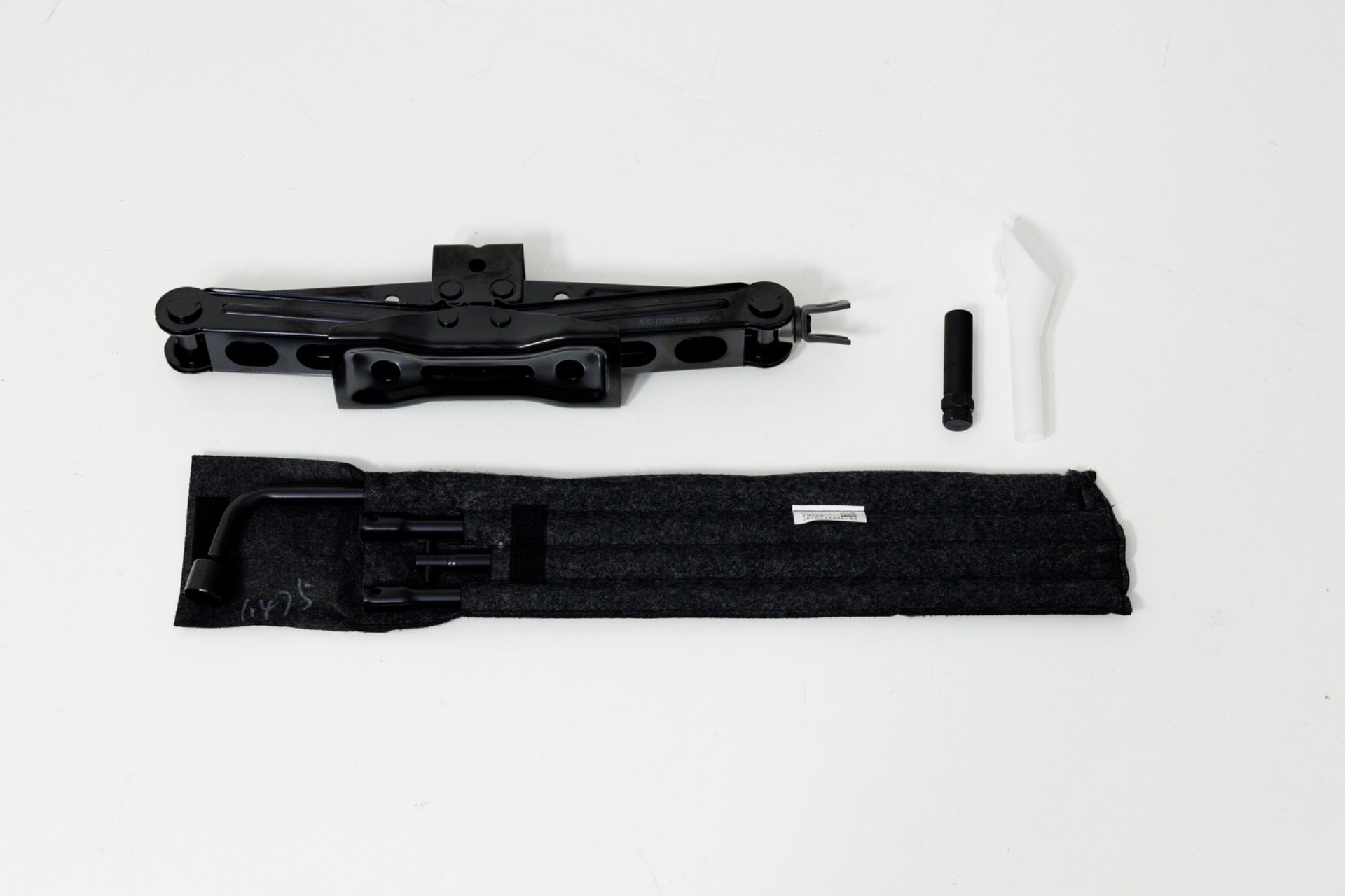 Used 2025 Ford Bronco Outer Banks AWD/4WD image 90