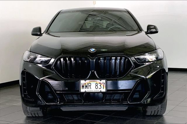 Certified 2024 BMW X6 xDrive40i w/ M Sport Professional Package AWD/4WD image 3