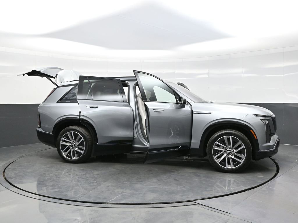 New 2026 Cadillac Vistiq Premium Luxury AWD/4WD image 31