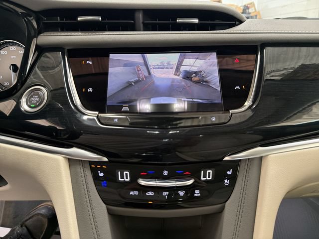 Certified 2024 Cadillac XT6 Premium Luxury w/ LPO, Floor Liner Package AWD/4WD image 17