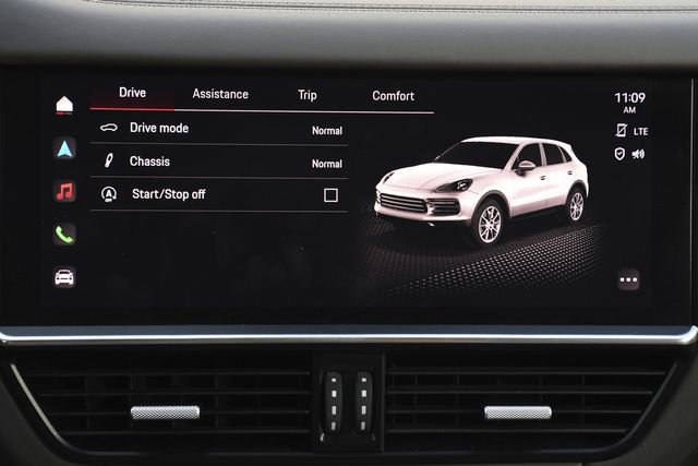 Used 2022 Porsche Cayenne Platinum Edition image 20