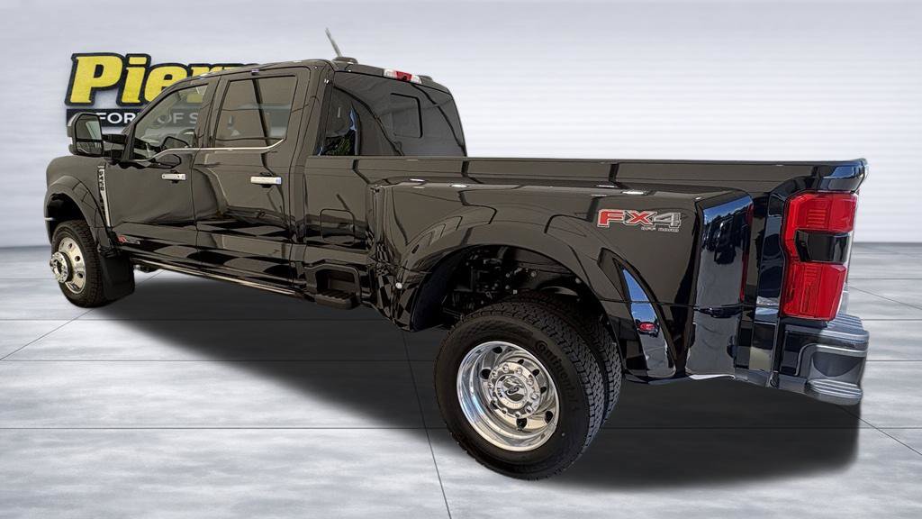 New 2026 Ford F450 Platinum w/ Platinum Plus Package AWD/4WD image 2