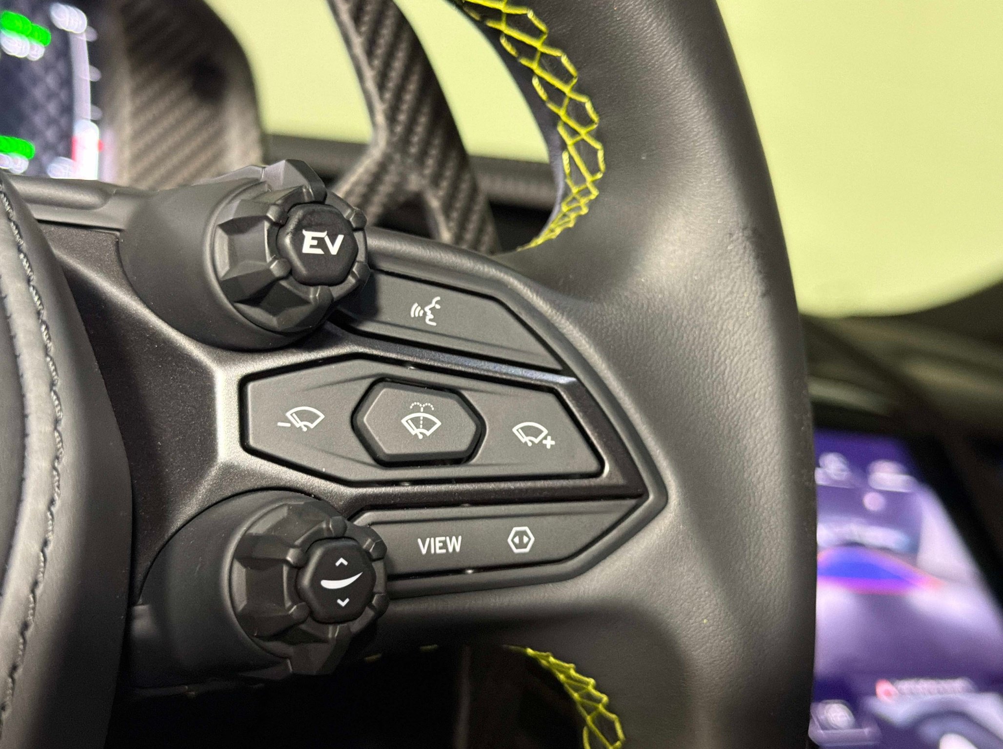 Used 2026 Lamborghini Revuelto AWD/4WD image 39