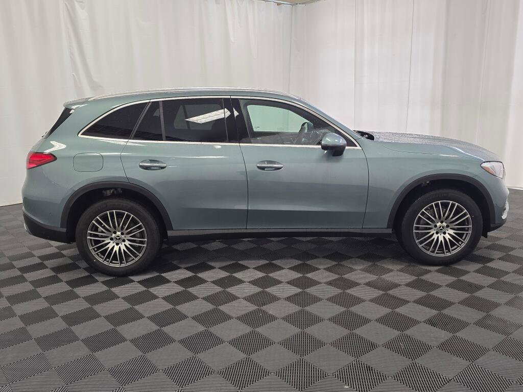 New 2026 Mercedes-Benz GLC 300 4MATIC image 7