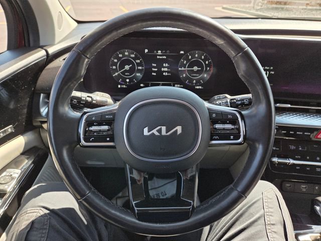 Used 2024 Kia Carnival SX Prestige FWD image 17