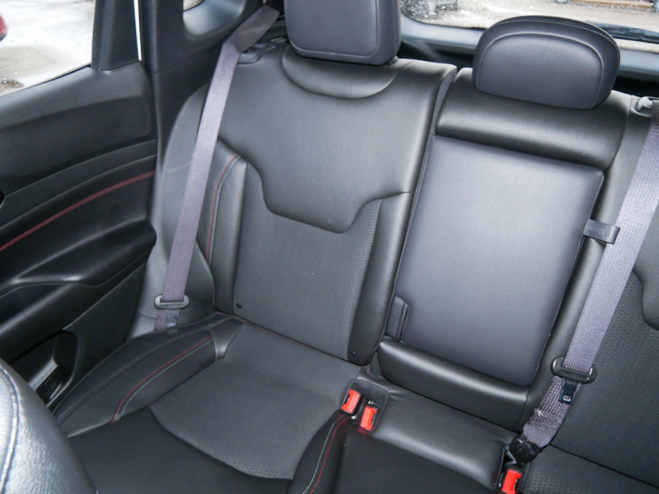 Used 2024 Jeep Compass Trailhawk image 12