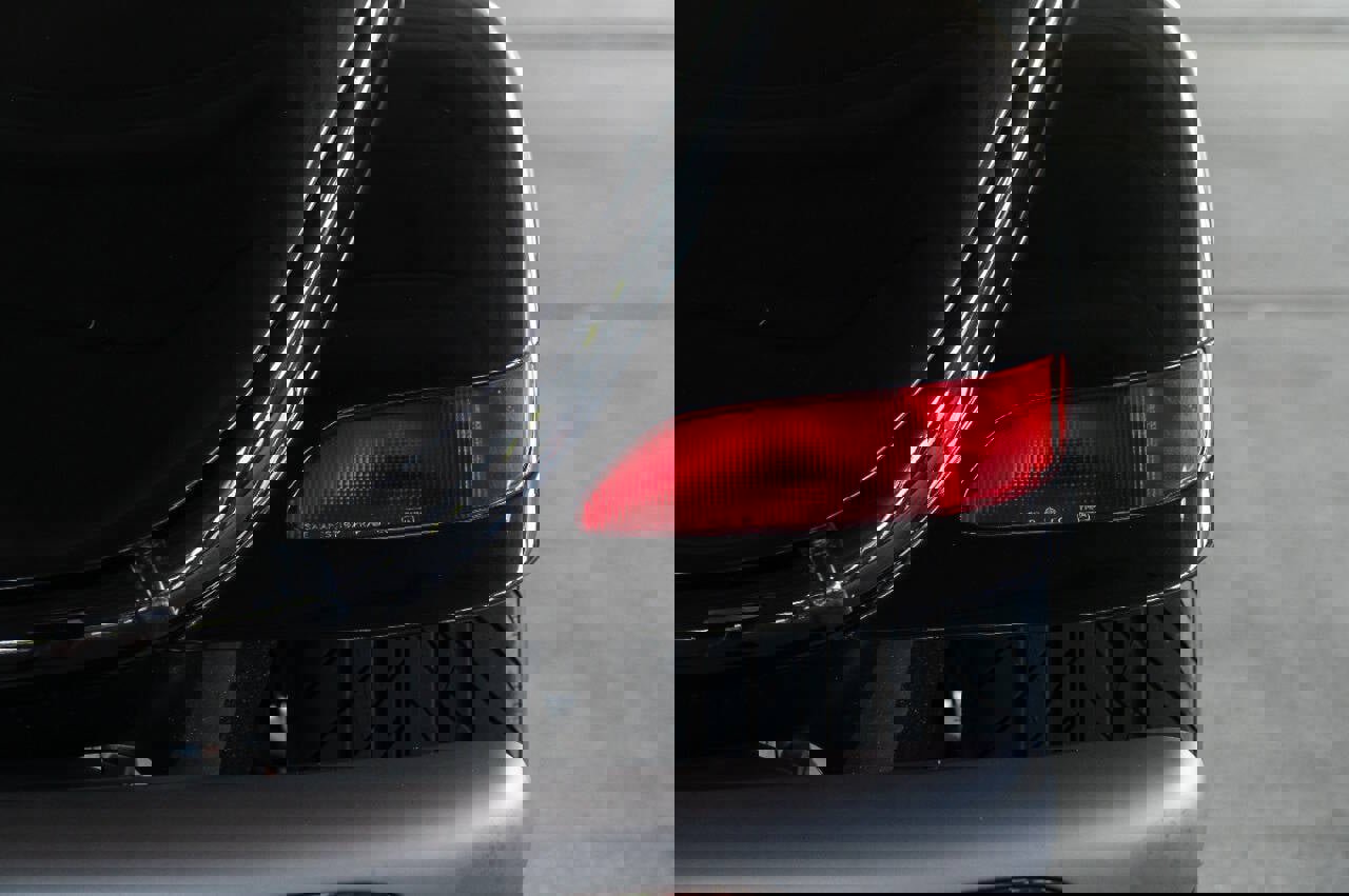 Used 1999 Plymouth Prowler RWD image 33