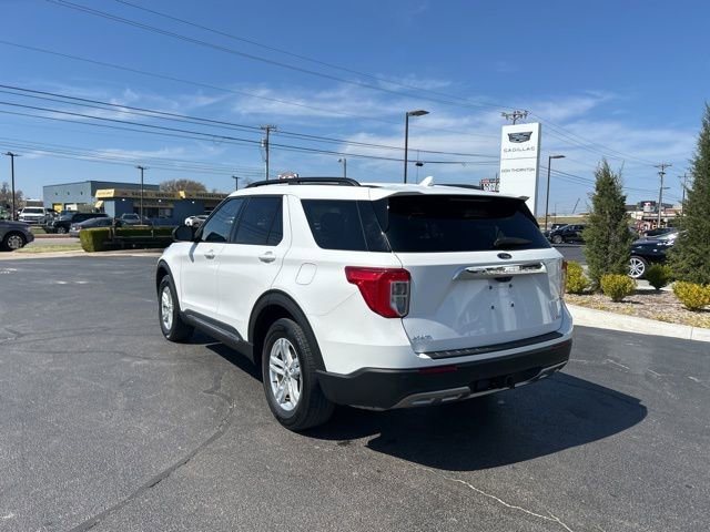 Used 2022 Ford Explorer XLT w/ Equipment Group 202A image 8